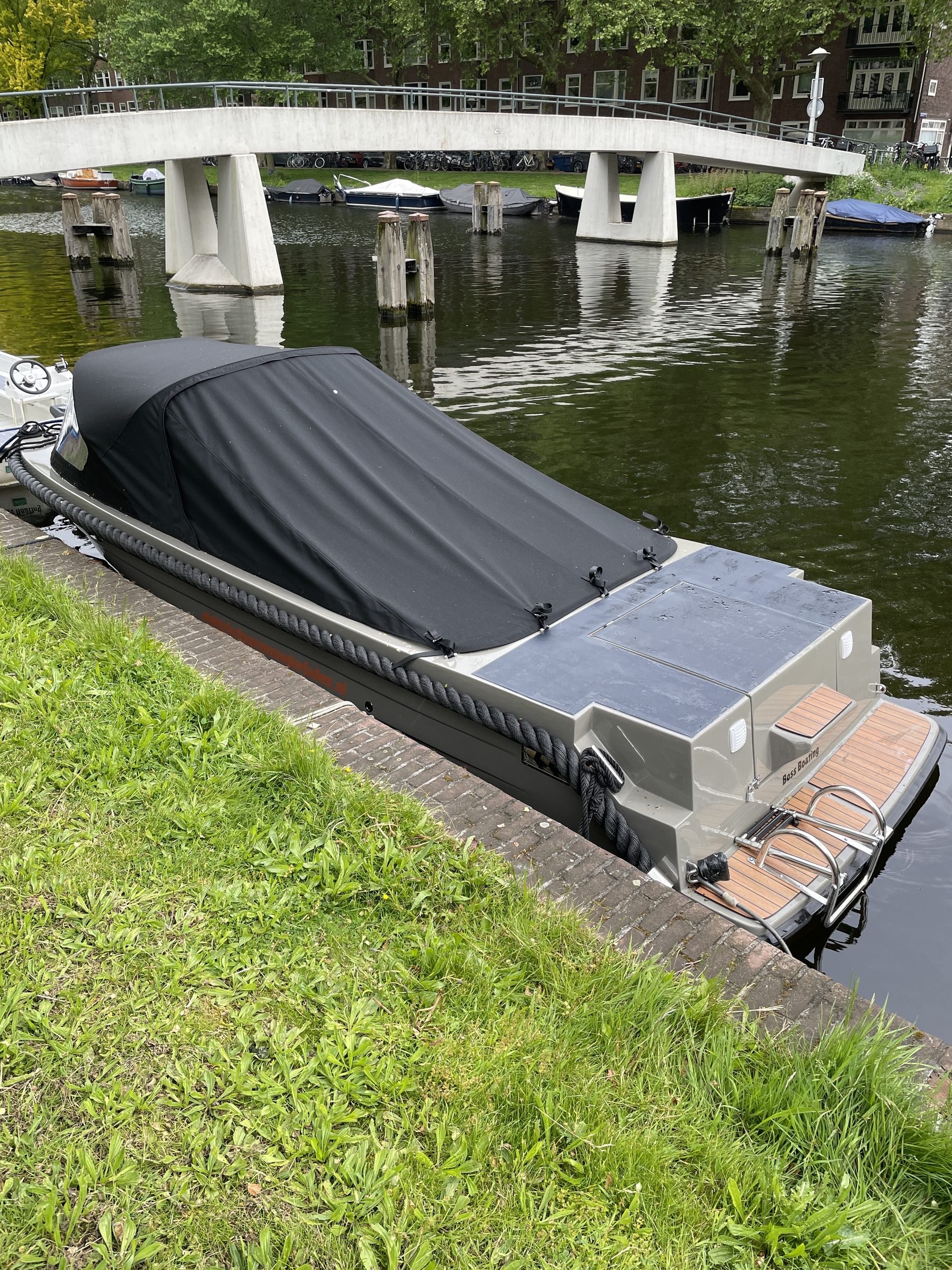 Commodore 570 Tender — foto 15